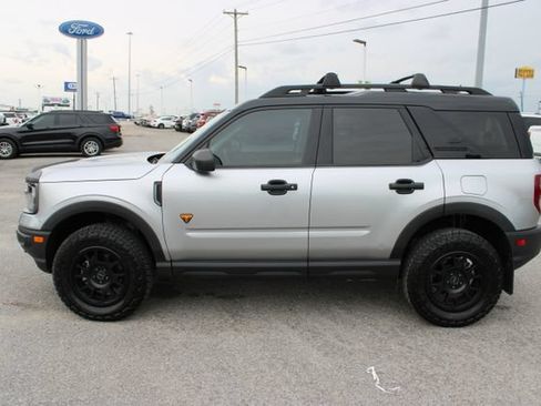 Used 2023 Ford Bronco Sport Badlands AWD/4WD image 9
