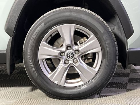 Used 2022 Toyota RAV4 XLE image 10