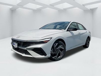 New 2025 Hyundai Elantra SEL