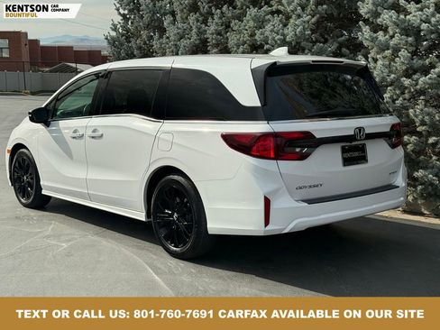 Used 2025 Honda Odyssey Sport-L image 6