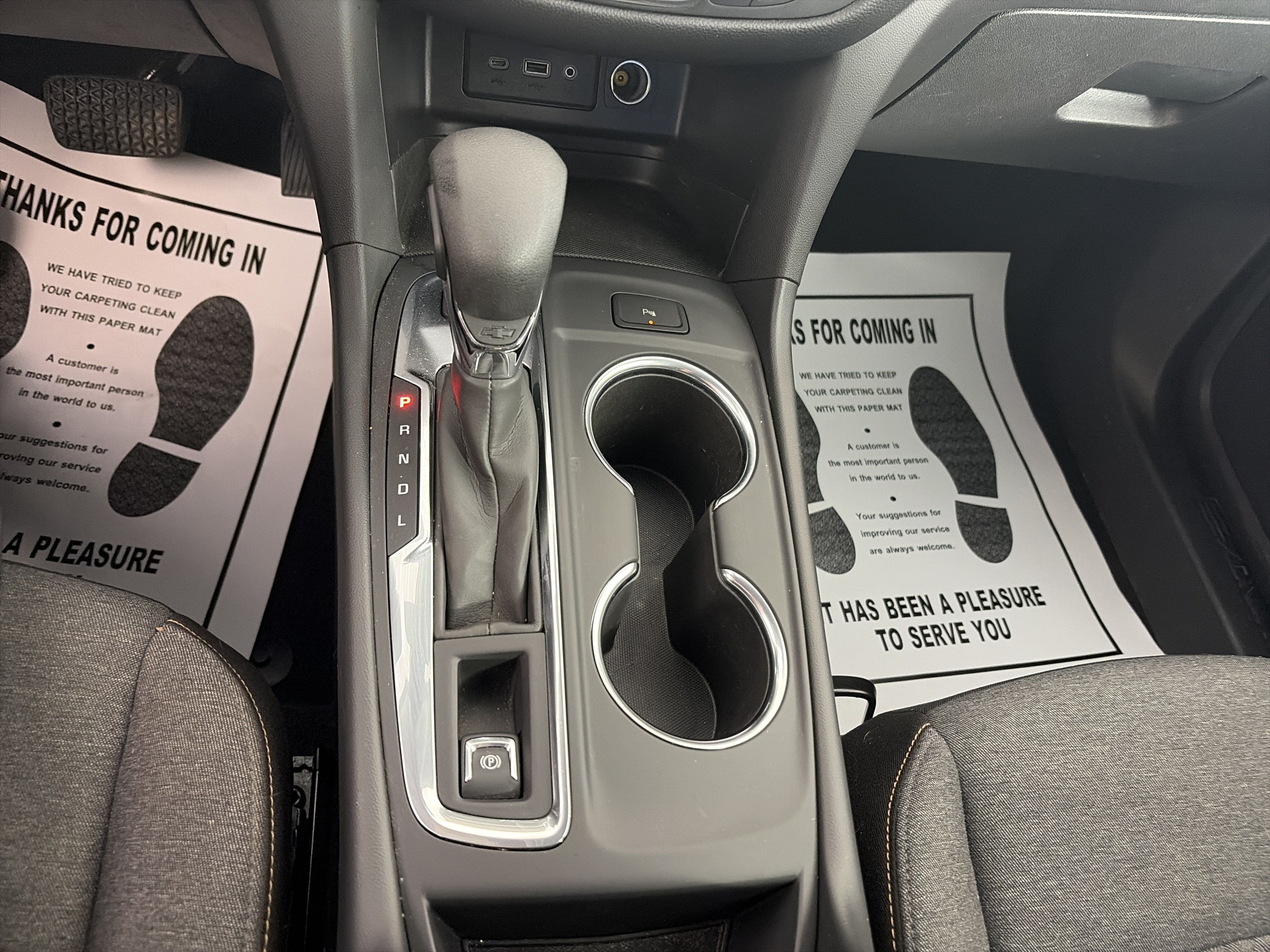 Used 2024 Chevrolet Equinox LT w/ LPO, Floor Liner Package AWD/4WD image 27