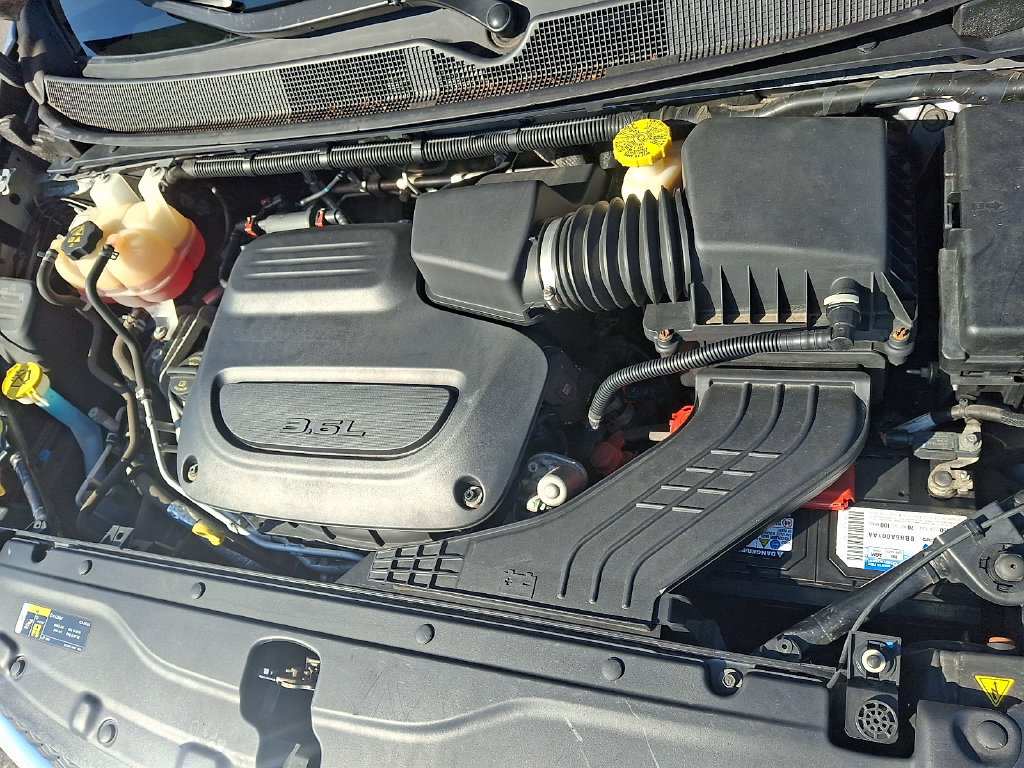 Certified 2020 Chrysler Pacifica Limited FWD image 28