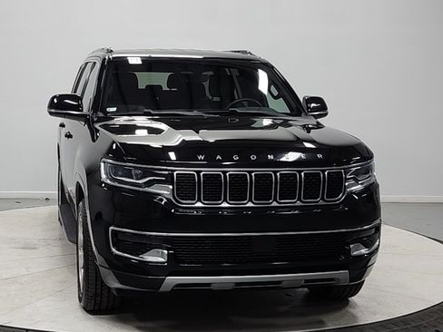 Used 2022 Jeep Wagoneer Series II image 2