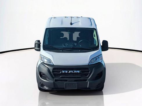 Used 2023 RAM ProMaster 2500 FWD image 3