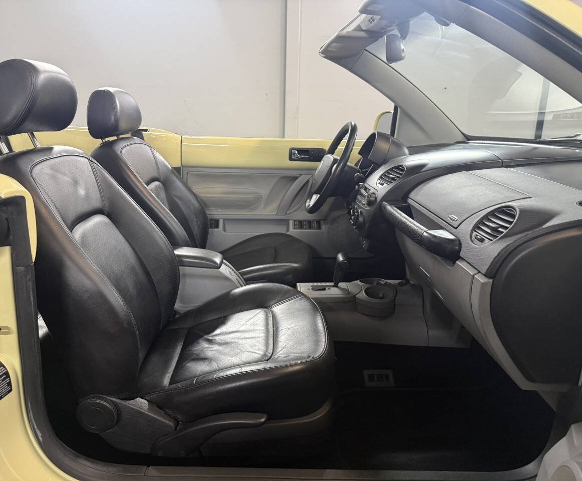 Used 2003 Volkswagen Beetle GLX FWD image 10