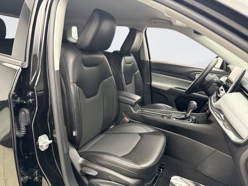 Used 2022 Jeep Compass Latitude w/ Convenience Group image 16