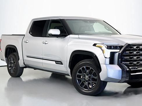 Used 2024 Toyota Tundra Platinum AWD/4WD image 15