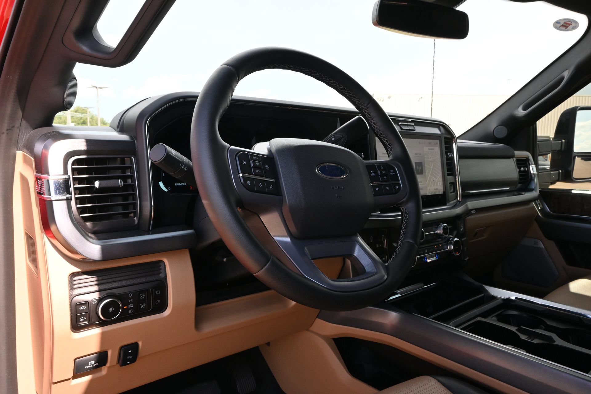 Used 2025 Ford F350 Lariat w/ Tremor Off-Road Package AWD/4WD image 17