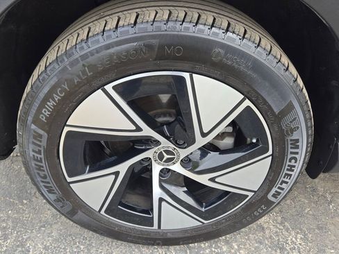 Used 2023 Mercedes-Benz GLC 300 4MATIC image 16