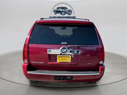 Used 2007 Cadillac Escalade 2WD w/ Information Package image 4