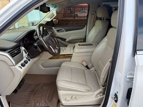 Used 2016 GMC Yukon Denali w/ Open Road Package AWD/4WD image 5