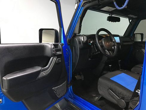 Used 2016 Jeep Wrangler Unlimited Sport w/ Quick Order Package 24S AWD/4WD image 9