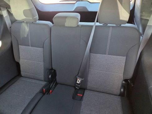 Certified 2025 GMC Acadia Elevation image 8