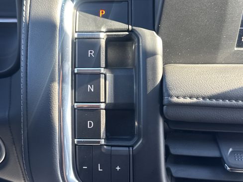 Used 2024 Chevrolet Tahoe LS image 24