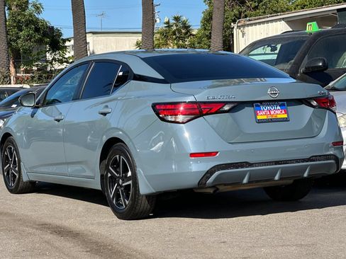 Used 2024 Nissan Sentra SV FWD image 6