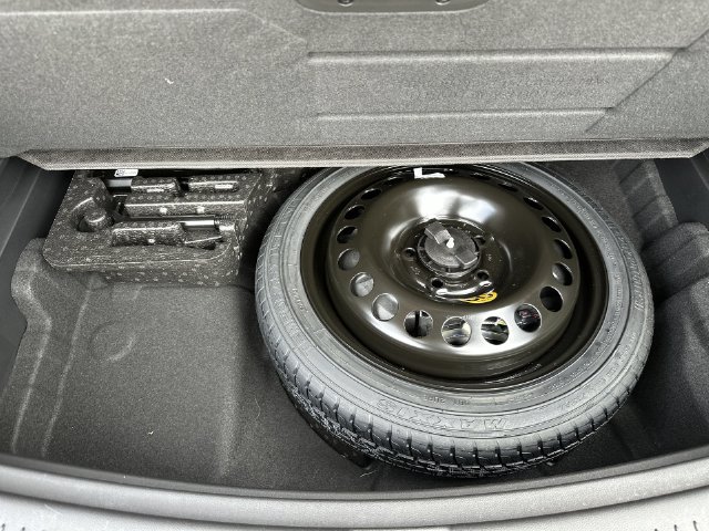 Certified 2024 Buick Encore GX Preferred AWD/4WD image 35