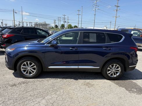 Used 2019 Hyundai Santa Fe SE FWD image 4