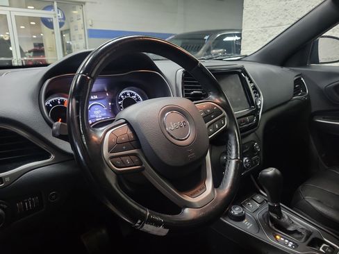 Used 2020 Jeep Cherokee High Altitude image 17