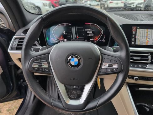 Used 2020 BMW 330i xDrive Sedan w/ Premium Package image 3