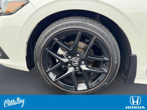 Used 2024 Honda Civic Sport image 9