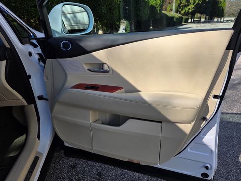 Used 2011 Lexus RX 350 2WD image 29