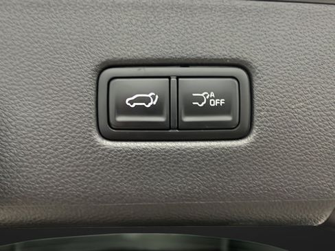 Used 2025 Kia Carnival SX w/ SX Dark Edition Package FWD image 30