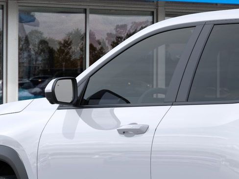 New 2026 Chevrolet Equinox LT AWD/4WD image 12