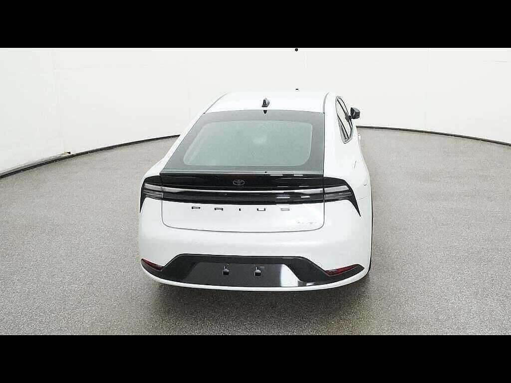 New 2026 Toyota Prius Plug-In Hybrid FWD image 15