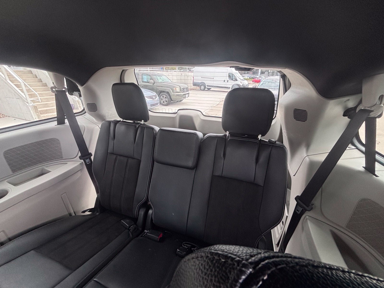 Used 2019 Dodge Grand Caravan SXT FWD image 22