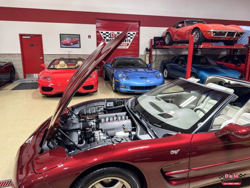 Used 2003 Chevrolet Corvette Coupe w/ Preferred Equipment Group RWD image 33