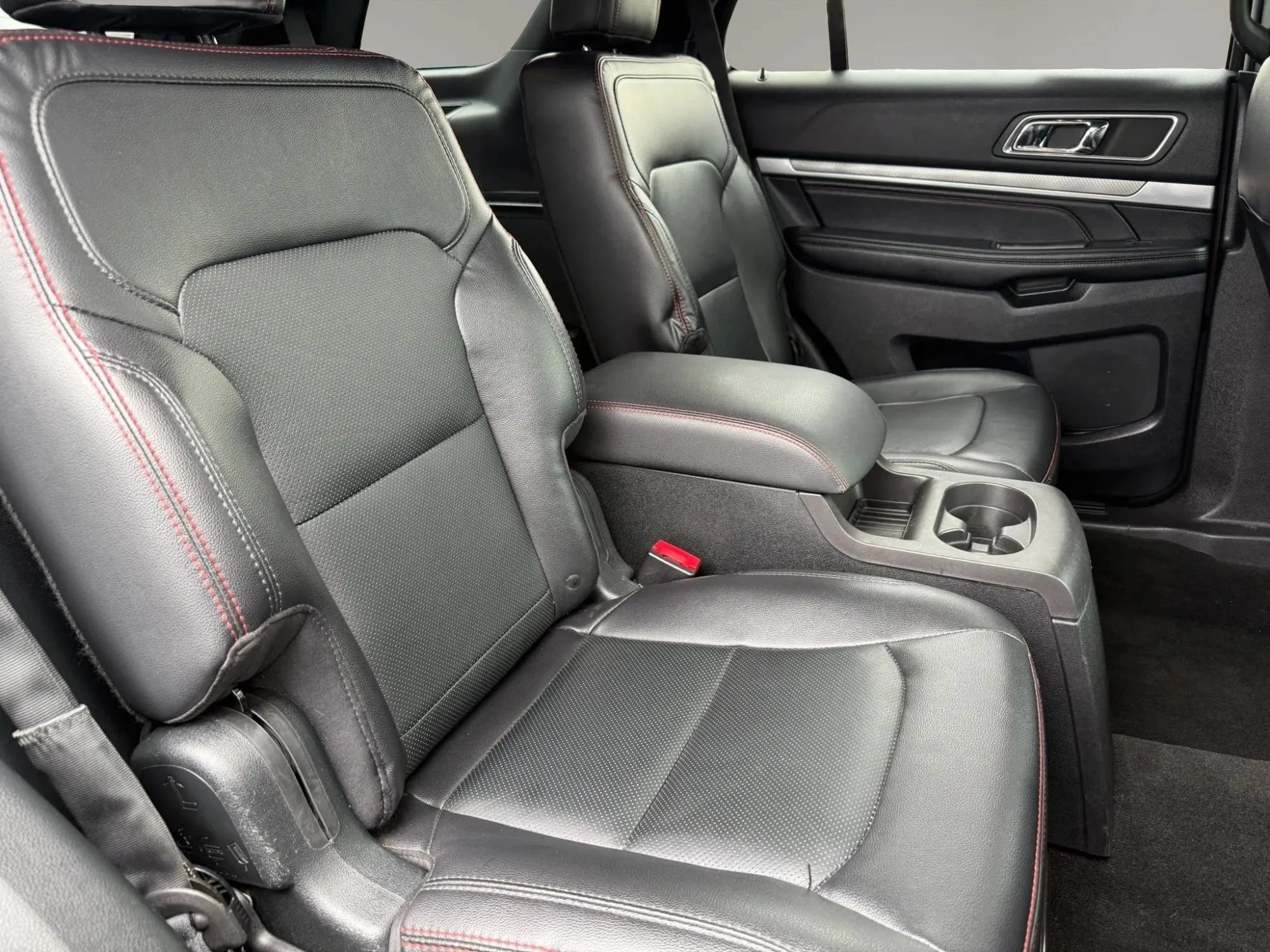 Used 2019 Ford Explorer Sport w/ Equipment Group 401A AWD/4WD image 36