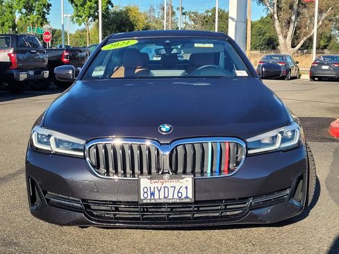 Used 2021 BMW 530i w/ Premium Package RWD image 2