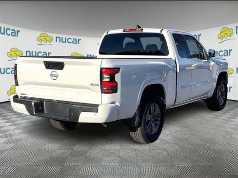 Used 2025 Nissan Frontier SV image 6