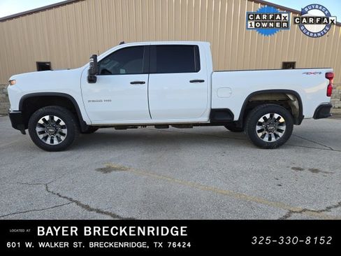 Used 2023 Chevrolet Silverado 2500 Custom w/ Custom Value Package image 4