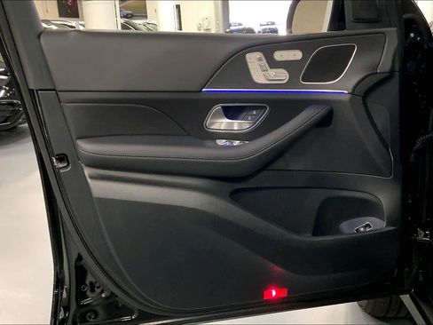 Certified 2025 Mercedes-Benz GLE 350 4MATIC image 21