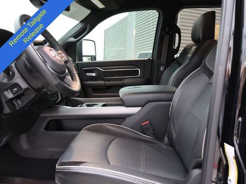 Used 2024 RAM 2500 Laramie w/ Night Edition image 23