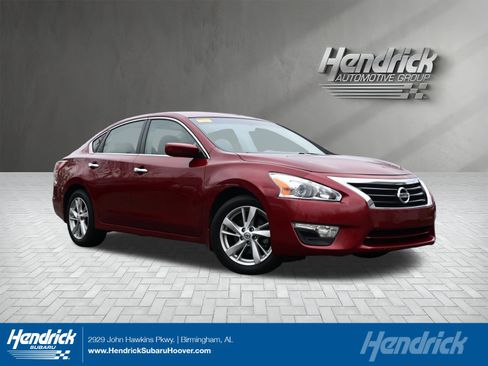 Used 2013 Nissan Altima 2.5 SV image 1