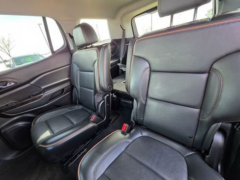 Used 2022 GMC Acadia AT4 w/ Trailering Package image 15