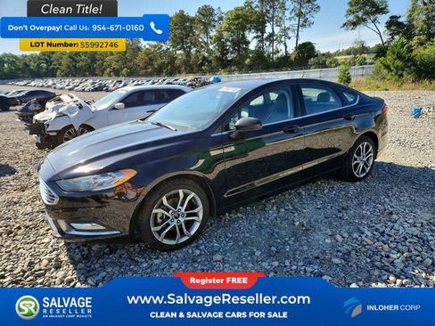 Used 2017 Ford Fusion SE w/ Equipment Group 201A FWD image 1