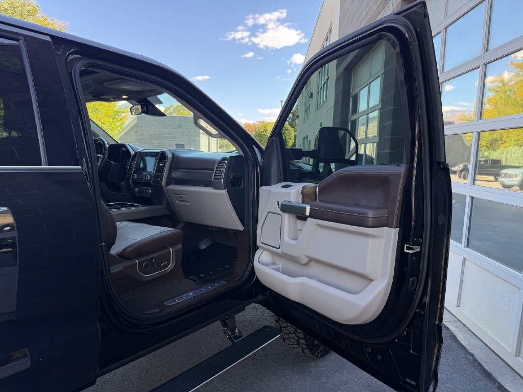 Used 2019 Ford F350 Limited w/ FX4 Off-Road Package AWD/4WD image 46