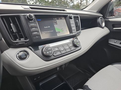 Used 2016 Toyota RAV4 XLE image 27