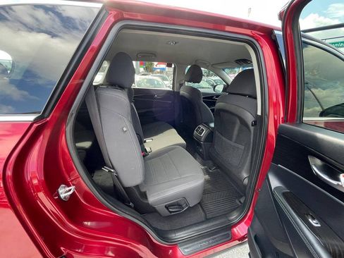 Used 2019 Kia Sorento FWD image 5