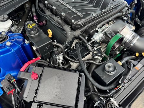 Used 2018 Chevrolet Camaro ZL1 w/ LPO, ZL1 Protection Package image 43