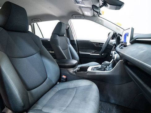 Used 2024 Toyota RAV4 LE image 14