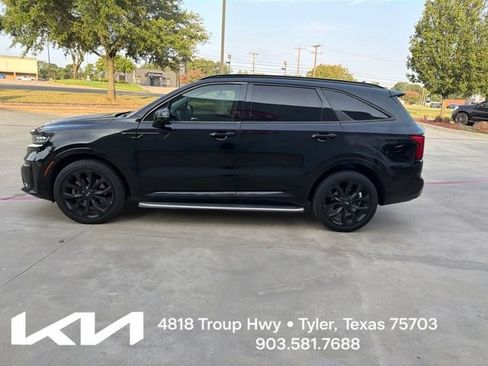 Certified 2021 Kia Sorento SX FWD image 7