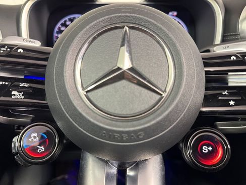 Used 2023 Mercedes-Benz SL 43 AMG image 34
