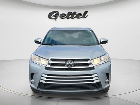 Used 2017 Toyota Highlander XLE image 8
