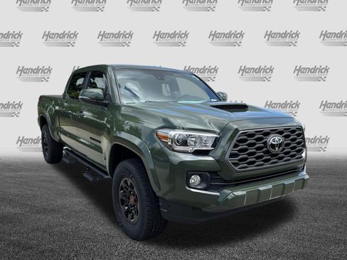 Used 2022 Toyota Tacoma TRD Sport AWD/4WD image 2