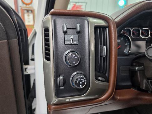 Used 2015 Chevrolet Silverado 3500 High Country w/ Duramax Plus Package AWD/4WD image 15