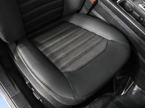 Used 2019 Ford Fusion SE image 46